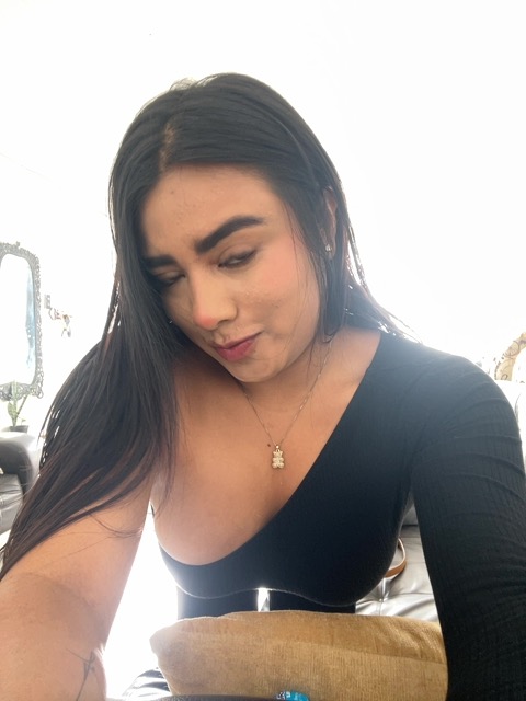 Sara :)