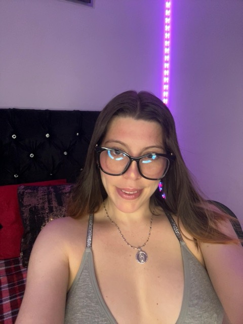 THE_WHITE_BARBIE