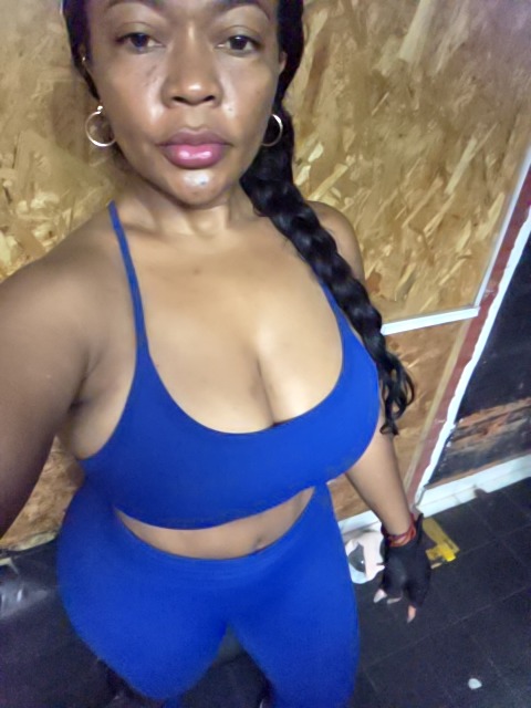 KarolBigAss