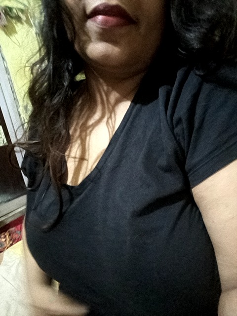 Hot riya