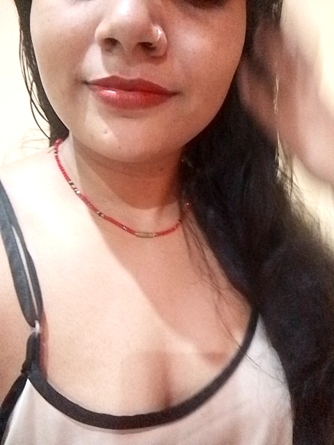 LOVELY PRIYA