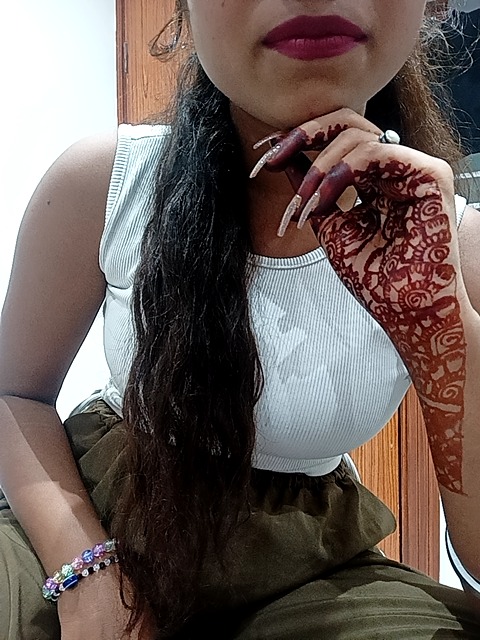 Hot saniya