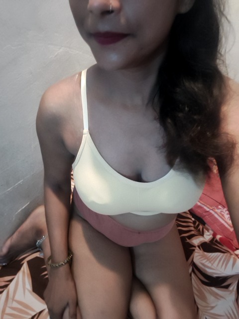 Hot girl Siya