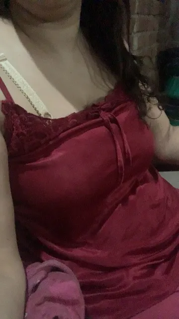 Sara khan